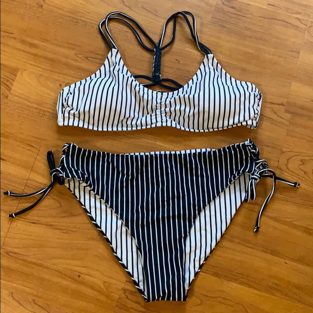 CUPSHE Braided back bikini with reversible bottoms